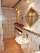 Badezimmer EG