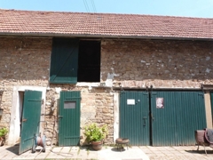 Stall, WC und Garage