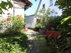 P1330582AGrünerInnenhof