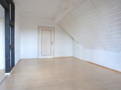 P1350222AWohnzimmer DG 2