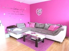 Helles, freundliches Wohnzimmer