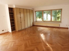 Großes Schlafzimmer GG