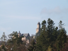 Blick von der Terrasse auf die Burg