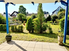 Schöne Sonnenterrasse