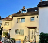 Hausansicht von der Straße