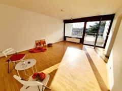 Wohn-Esszimmer  Foto 1