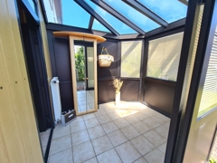 Windfang mit Garderobe 