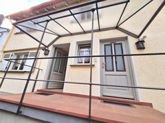 Hausansicht-Treppenaufgang