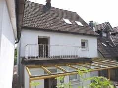 Schöner Sonnenbalkon