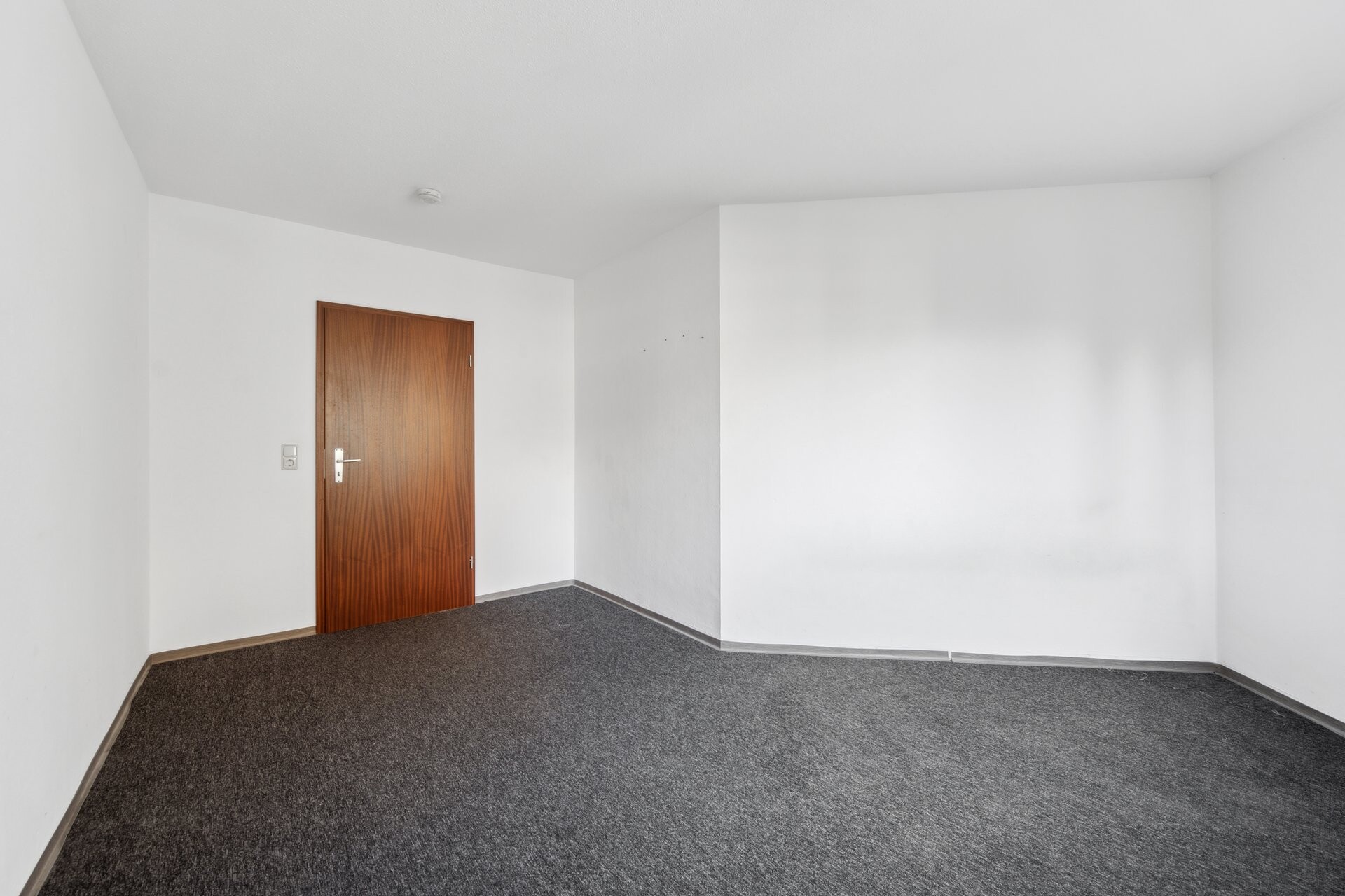 Estate Picture