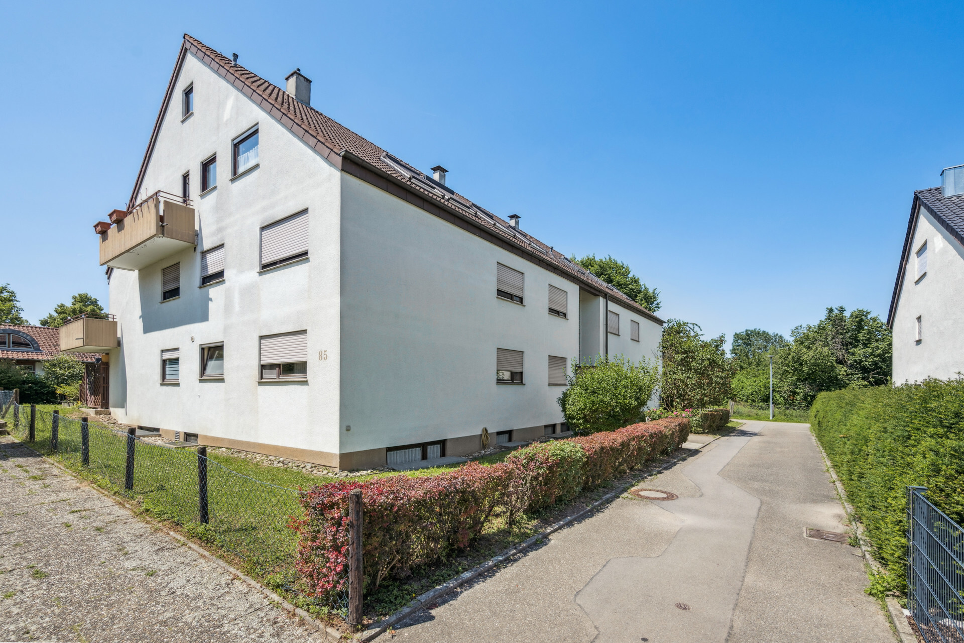 Estate Picture