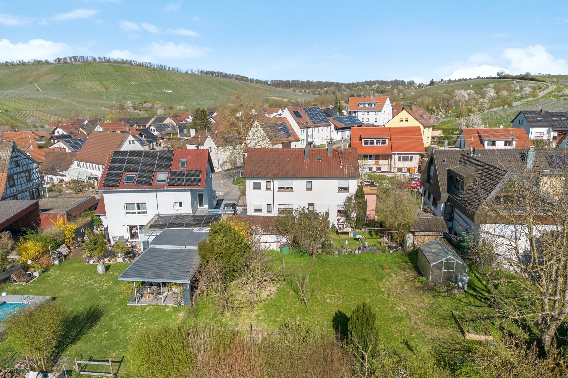 Estate Picture
