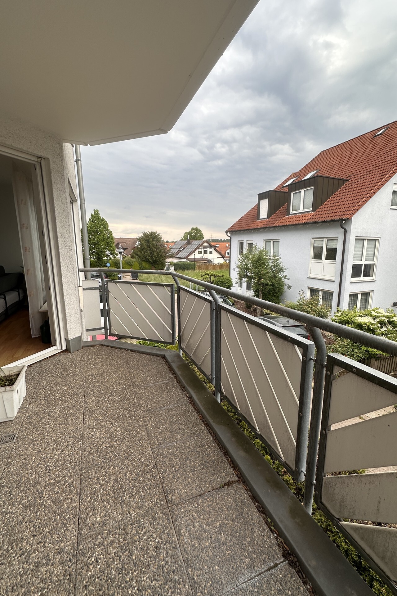Estate Picture