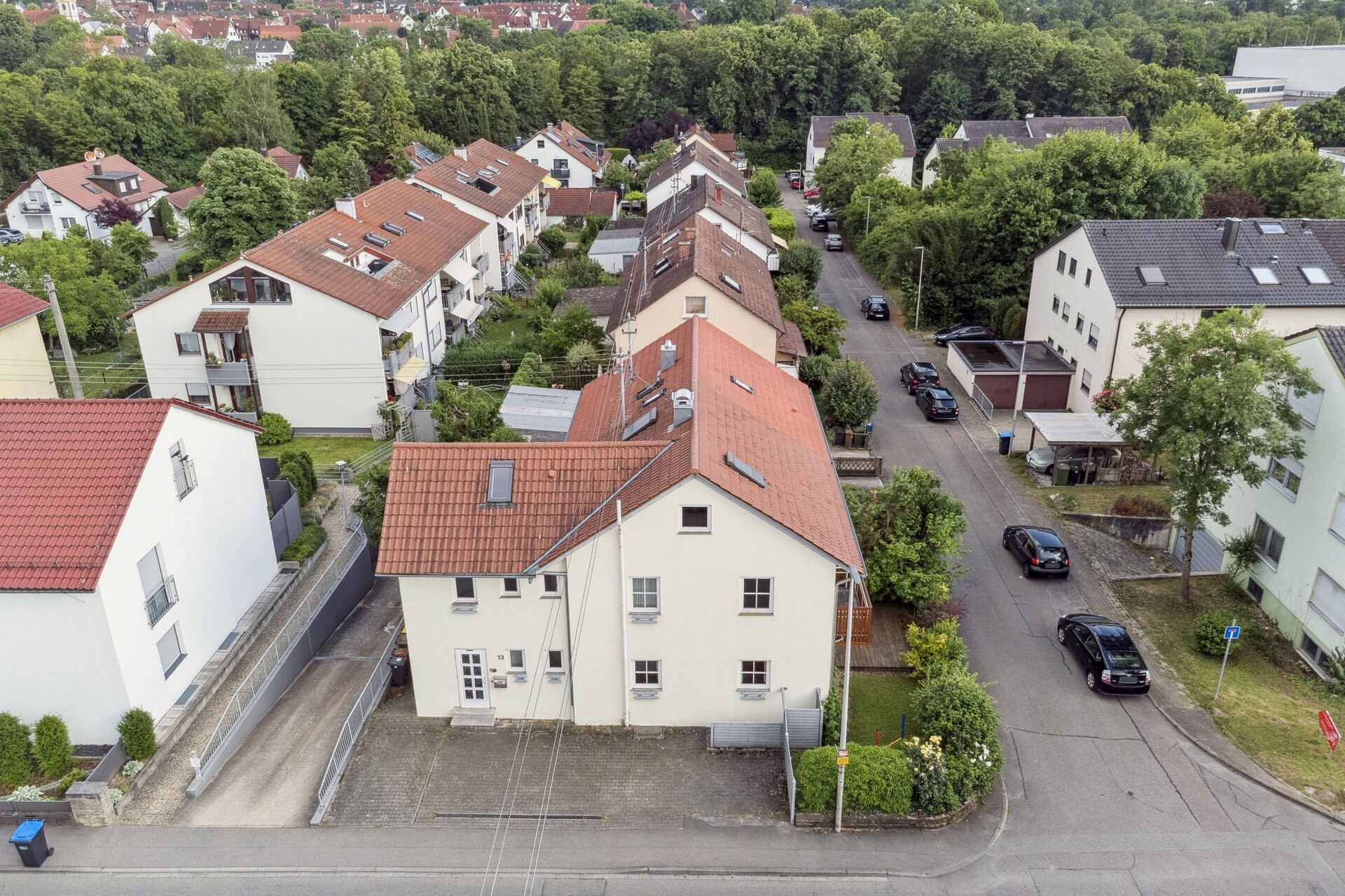 Estate Picture