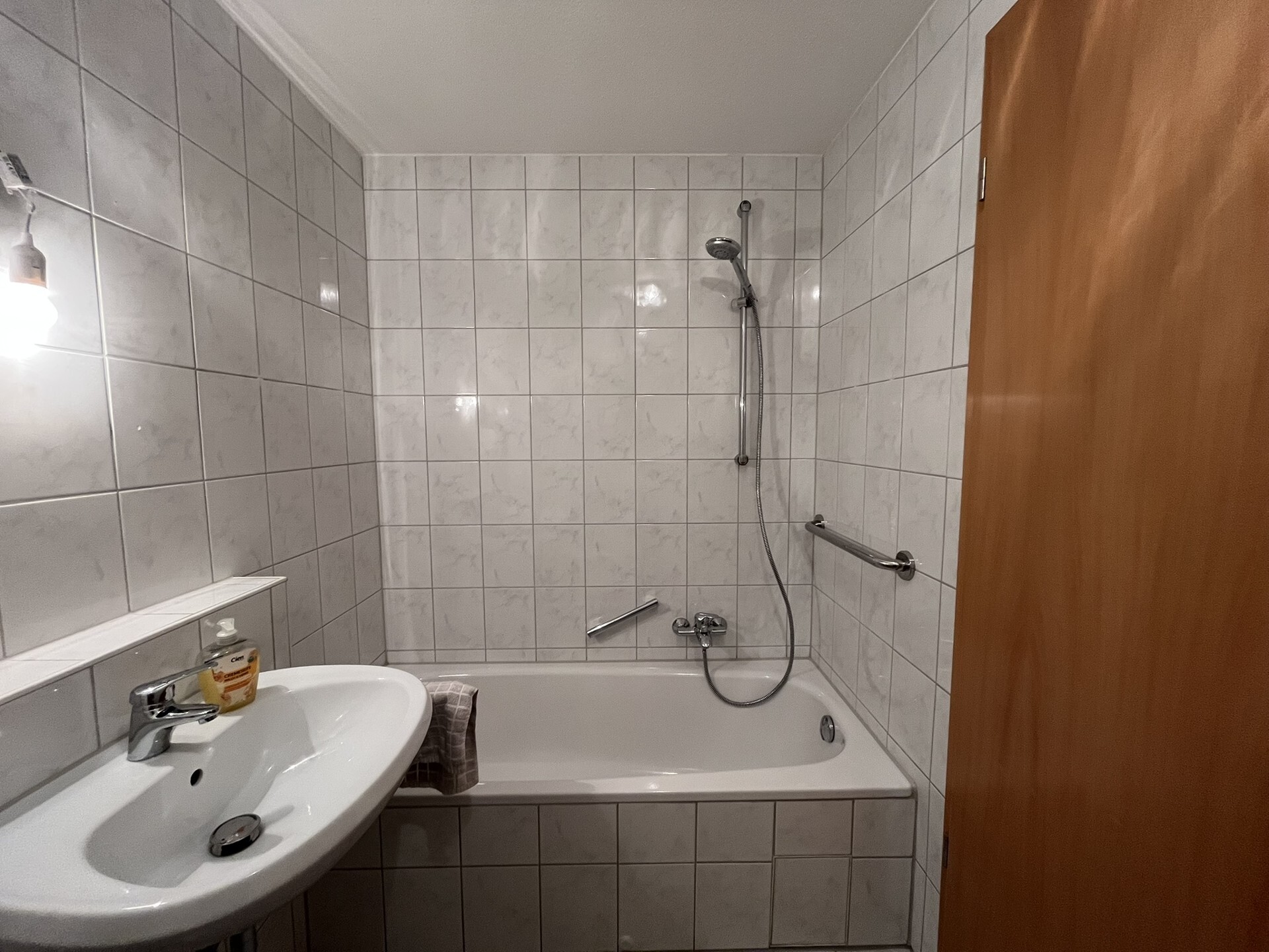 Estate Picture