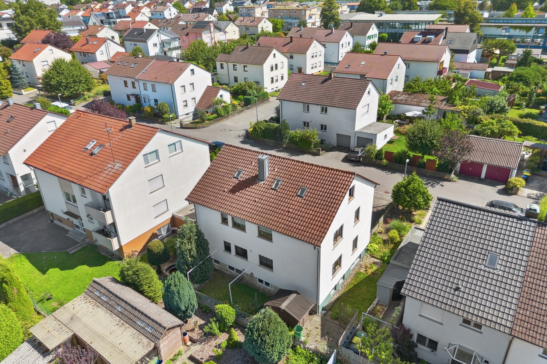 Estate Picture