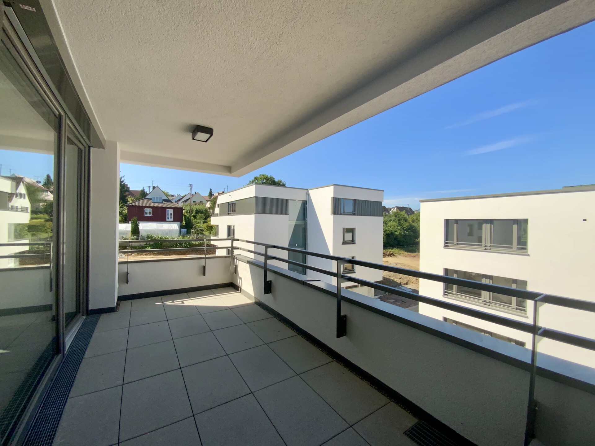 Estate Picture