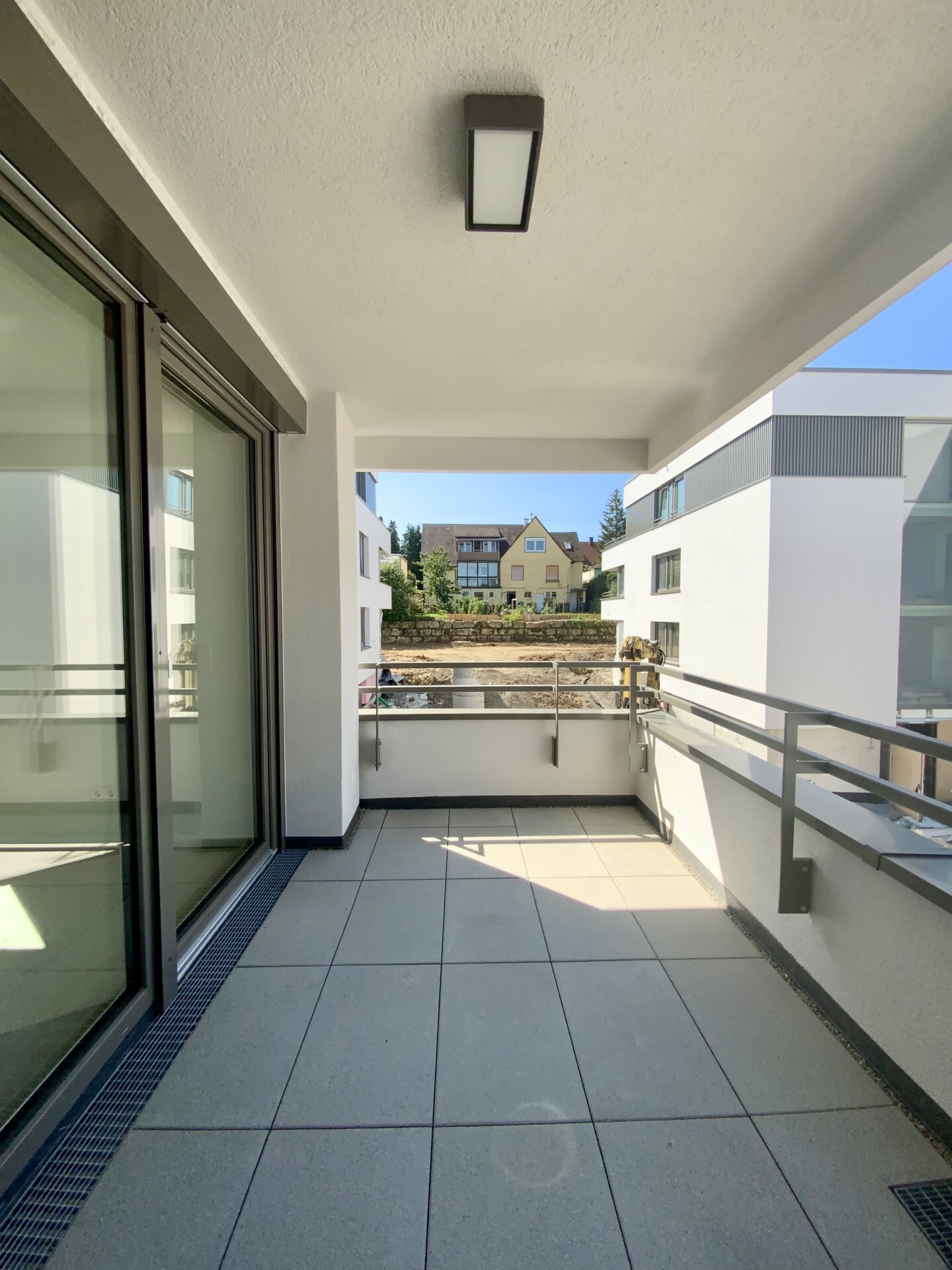 Estate Picture