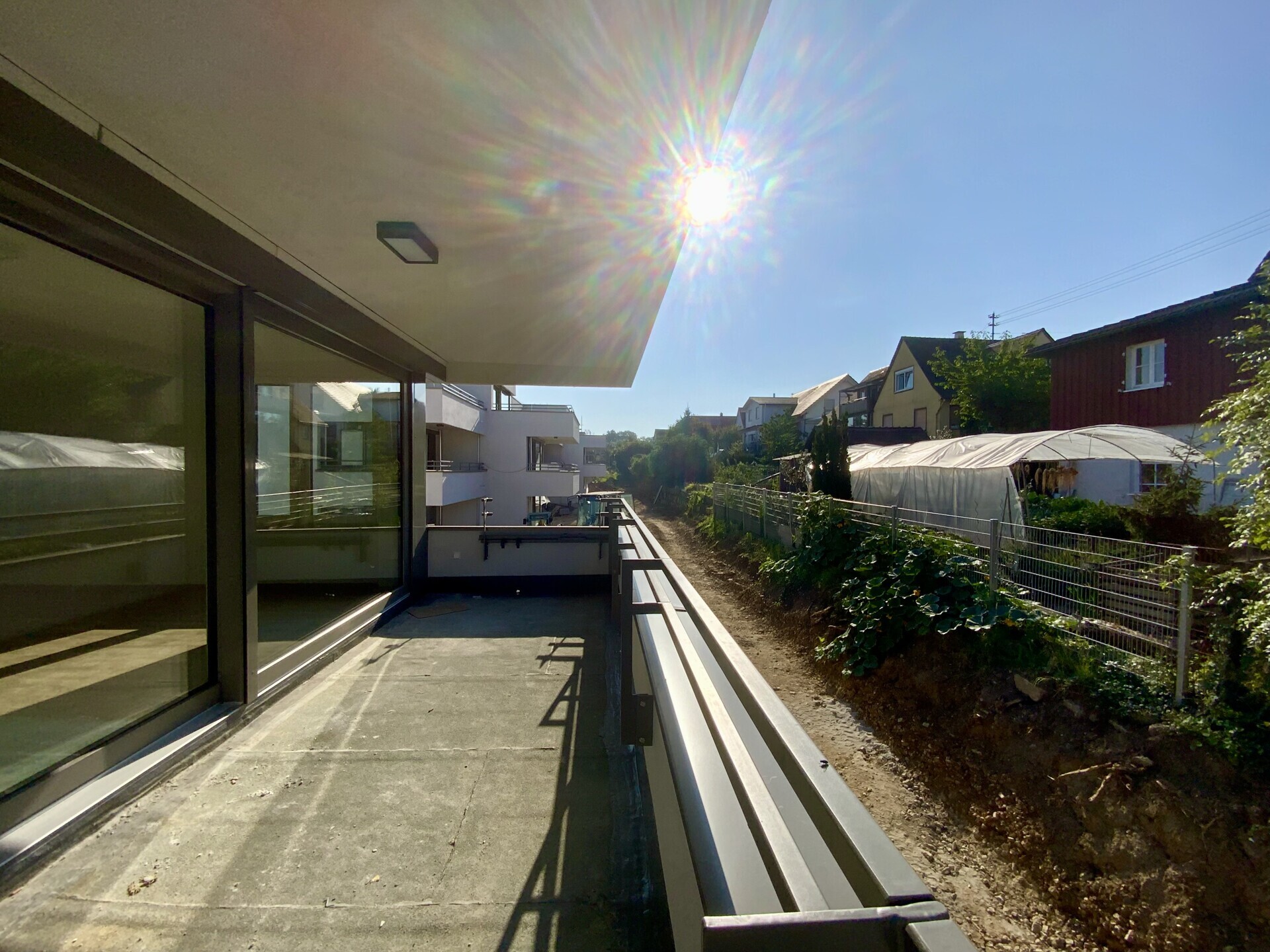 Estate Picture
