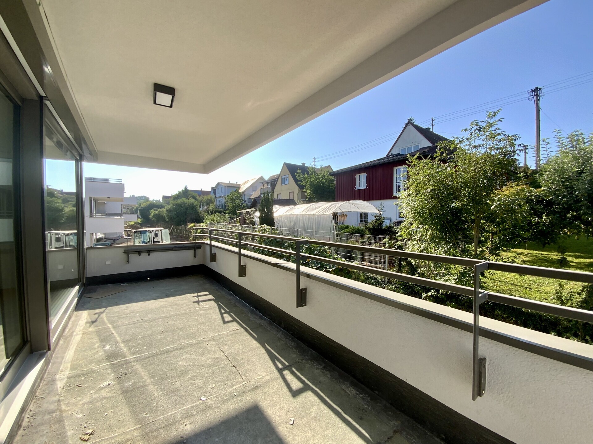 Estate Picture