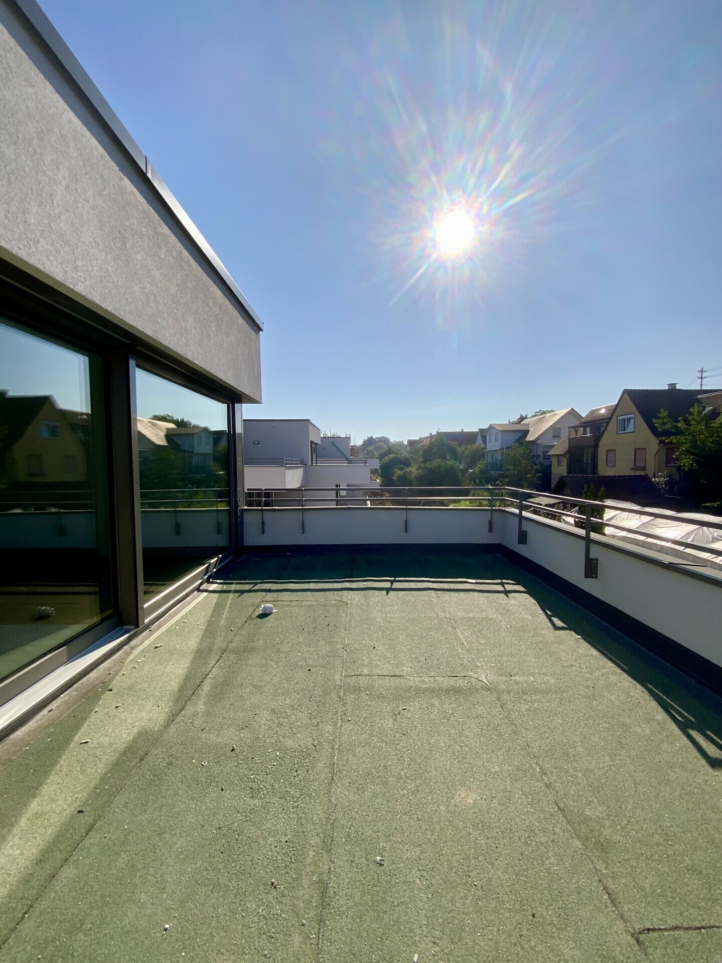 Estate Picture
