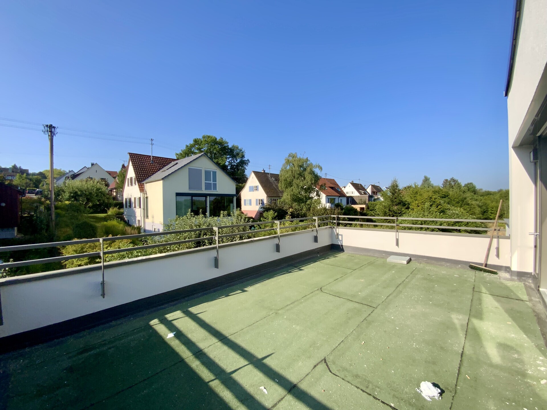 Estate Picture