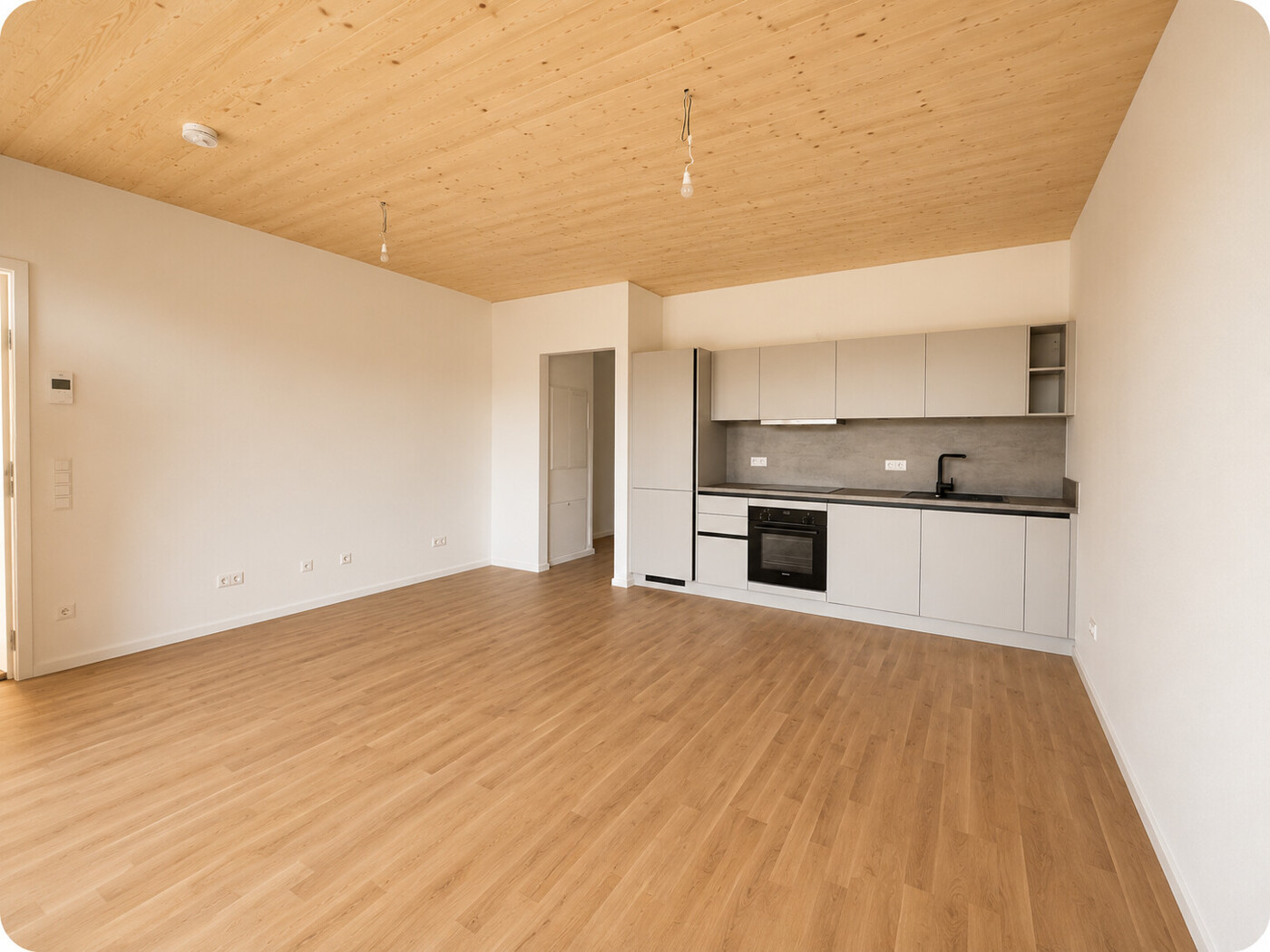 Wohnzimmer - vergleichbare Wohnung (KI überarbeitet)