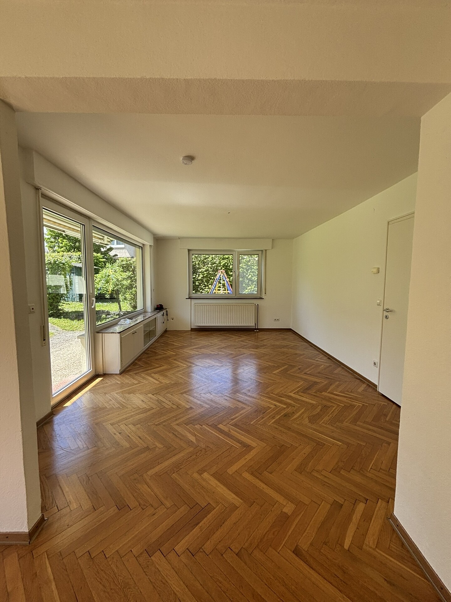 Estate Image