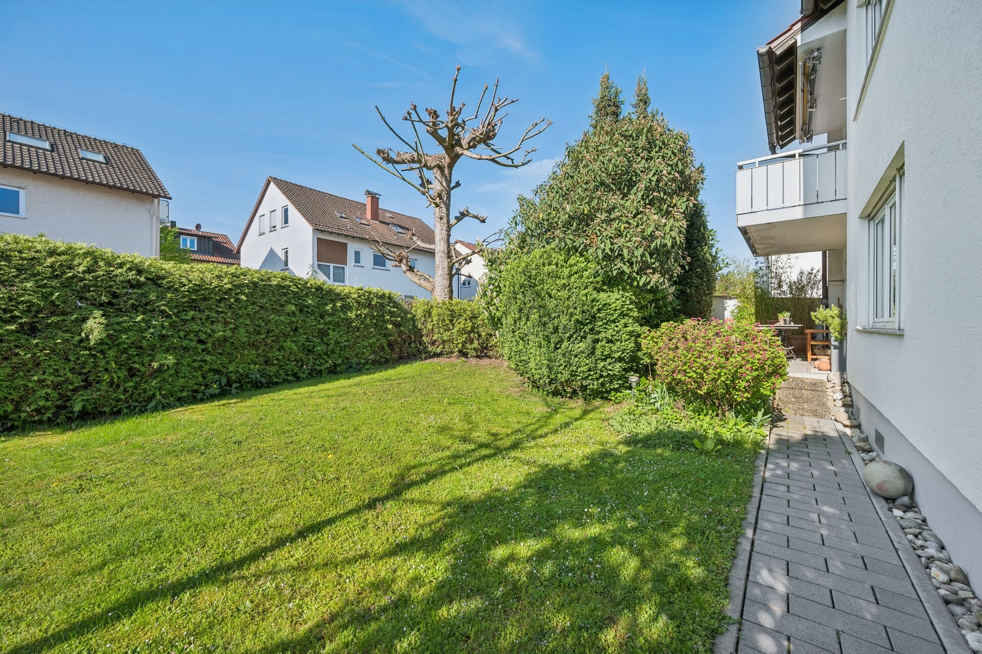 Estate Image