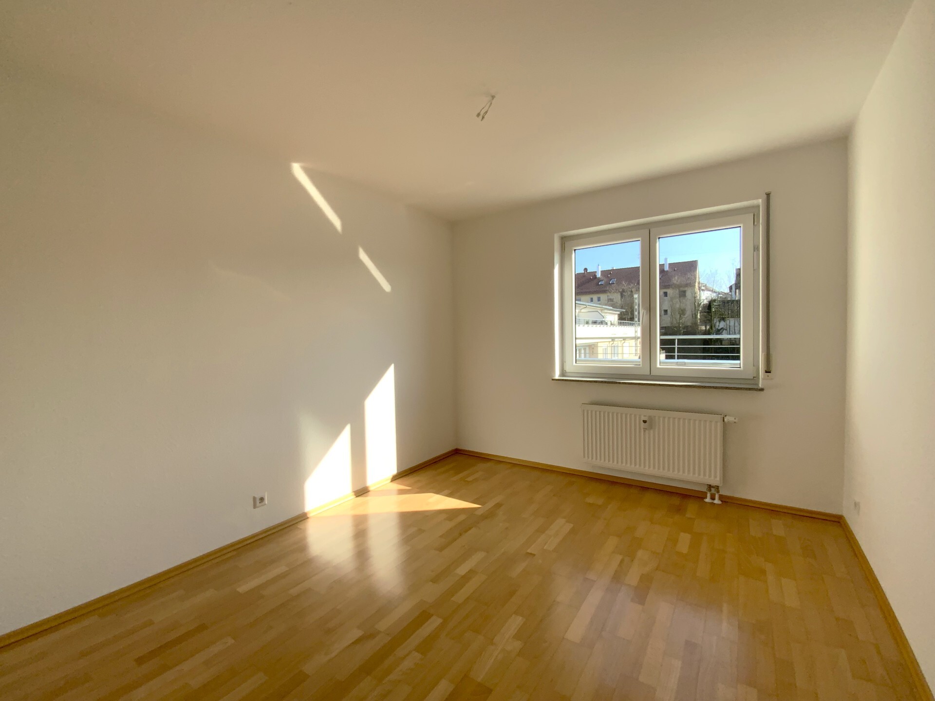 Estate Image