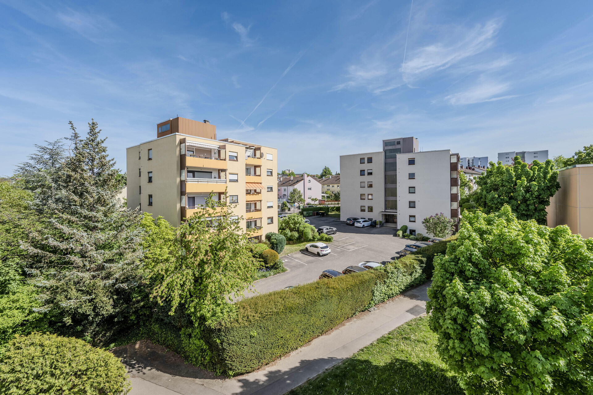 Estate Image