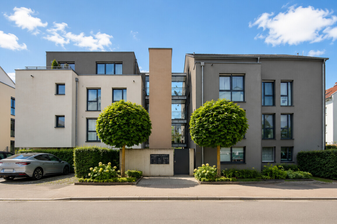 Immobiliensuche Detail View | Image Name - Image Alt Außenansicht - Unverbindliche Visualisierung KI-überarbeitet