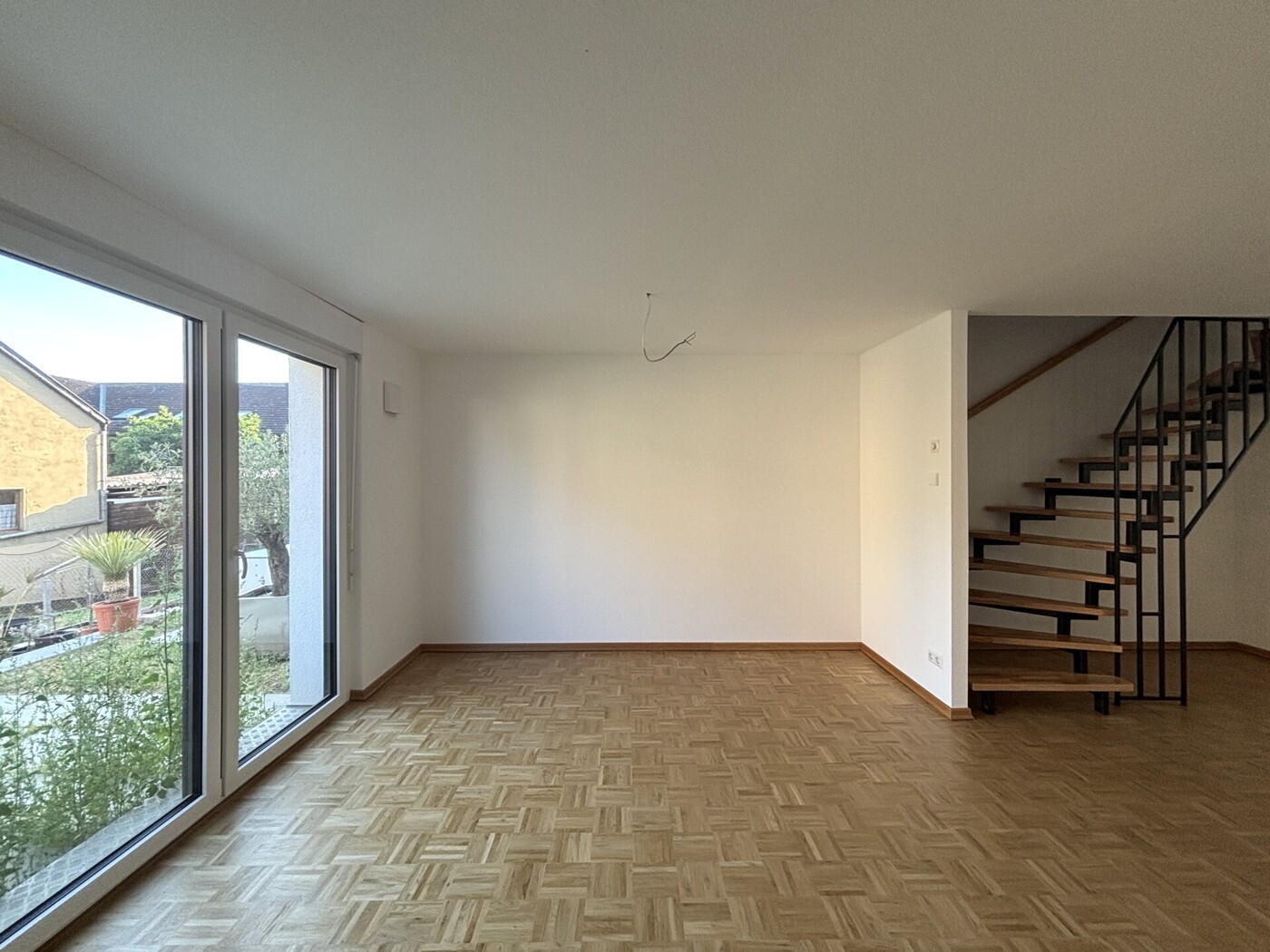 Immobiliensuche Detail View | Image Name - Image Alt Wohnzimmer