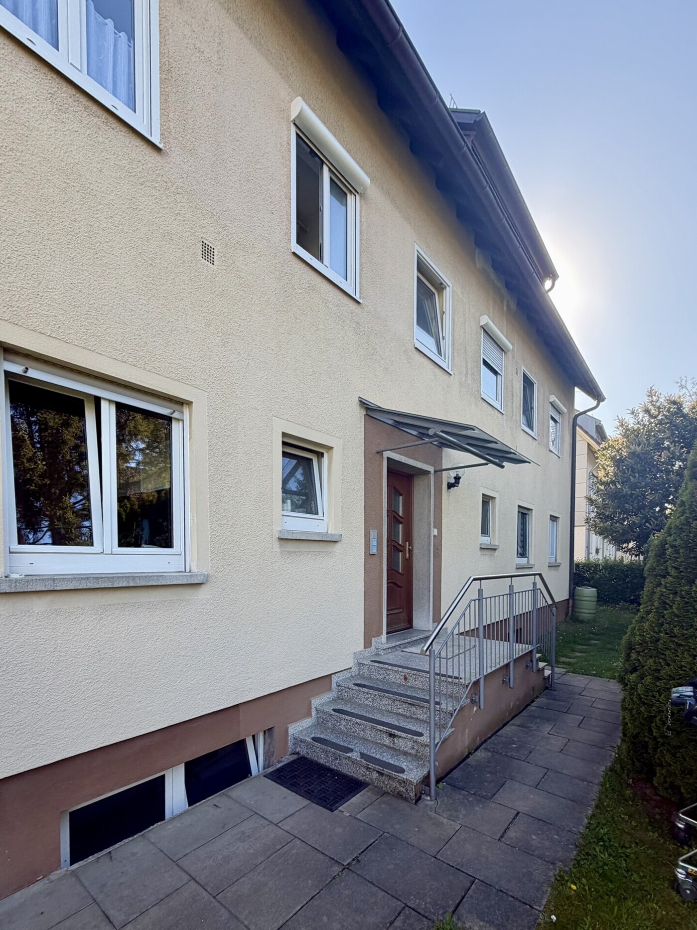 Immobiliensuche Detail View | Image Name - Image Alt Eingangsbereich