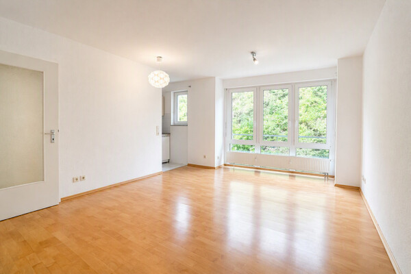 Immobiliensuche Detail View | Image Name - Image Alt Wohn- und Schlafzimmer