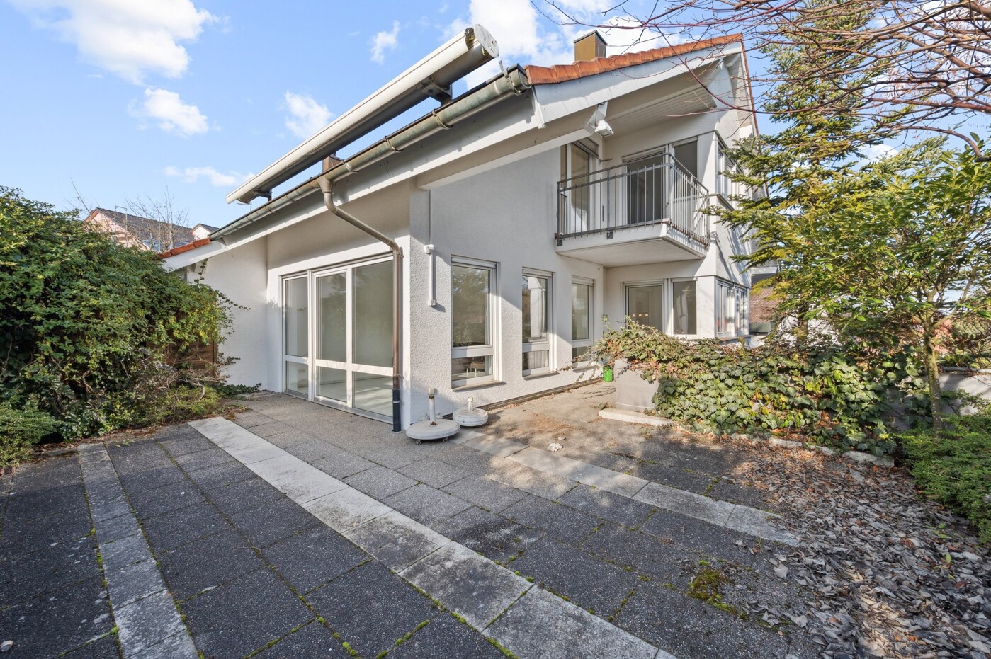 Immobiliensuche Detail View | Image Name - Image Alt Terrasse mit Markise