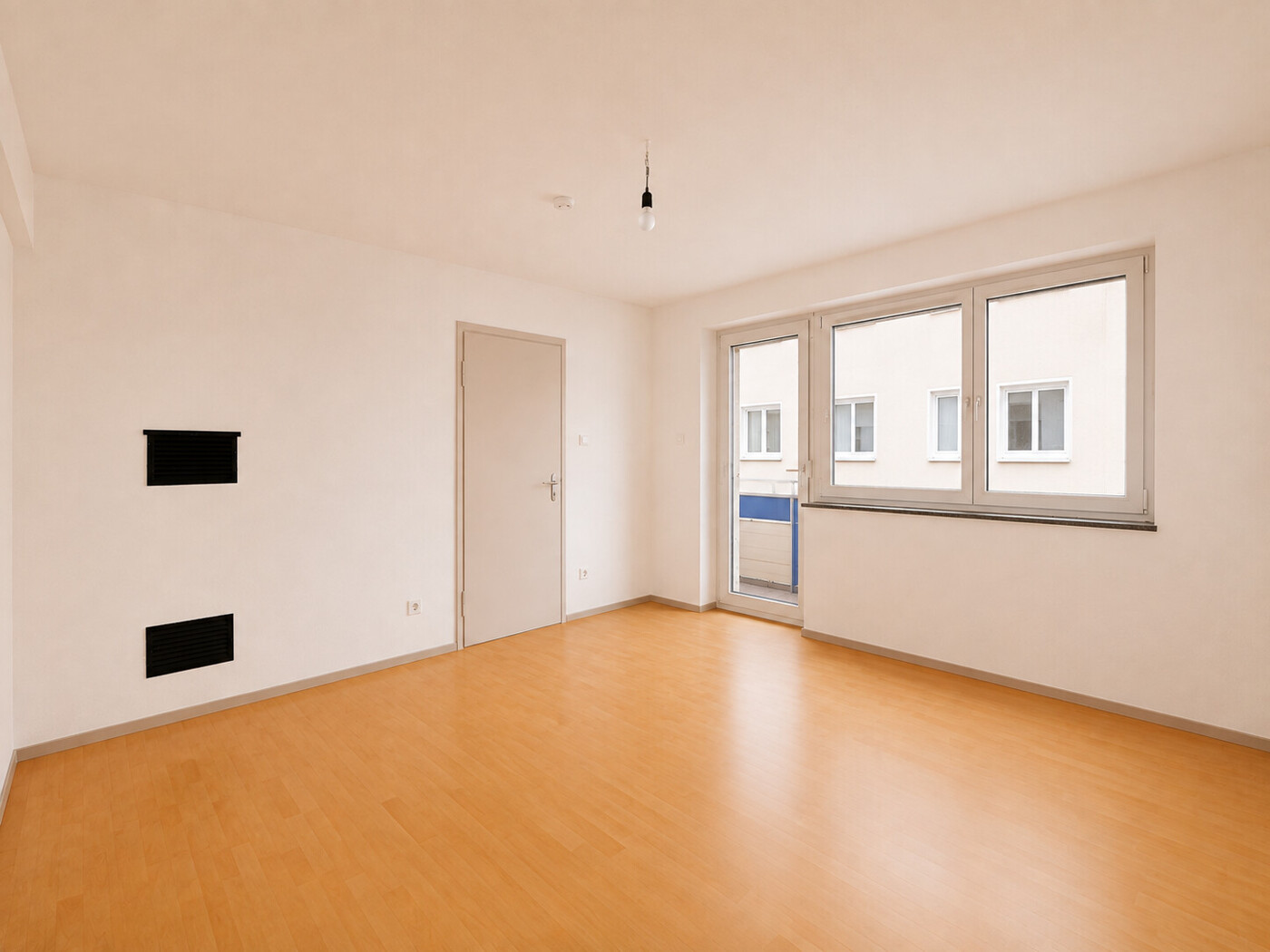 Immobiliensuche Detail View | Image Name - Image Alt Schlafzimmer - KI-überarbeitet
