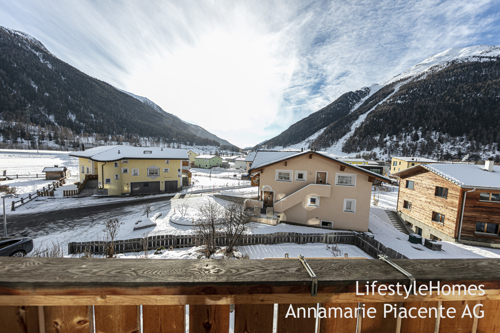 Aussicht Balkon Zernez