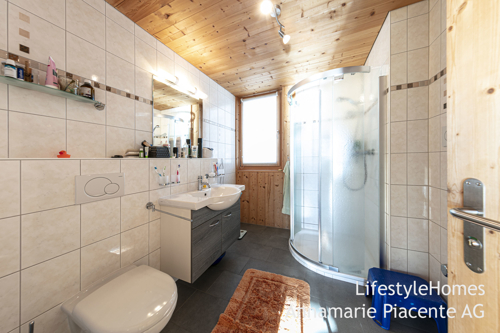 Dusche Zernez
