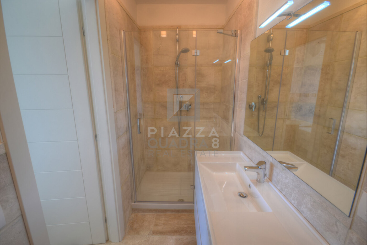 Bagno camera esterna