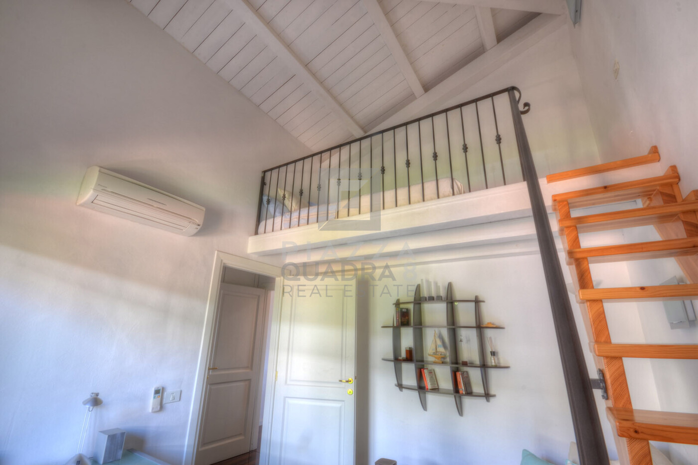 DSC_0090_1_2_3_4_tonemapped