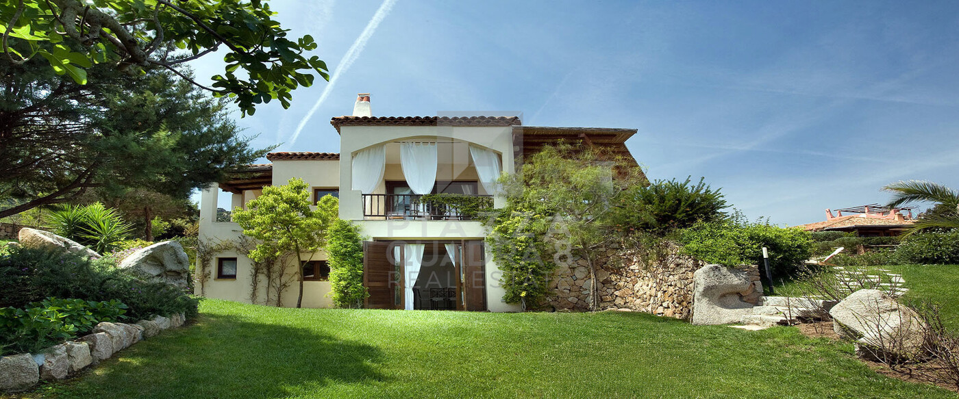 Luxury-Villa-Celvia-Portocervo-Sardinia-Rent1