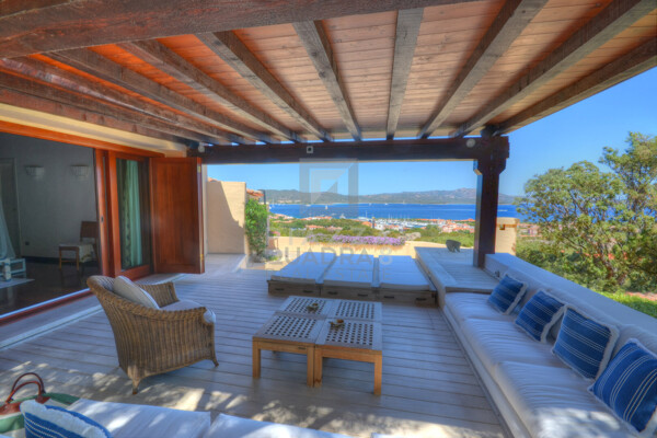 Terrazzo superiore 2.jpg