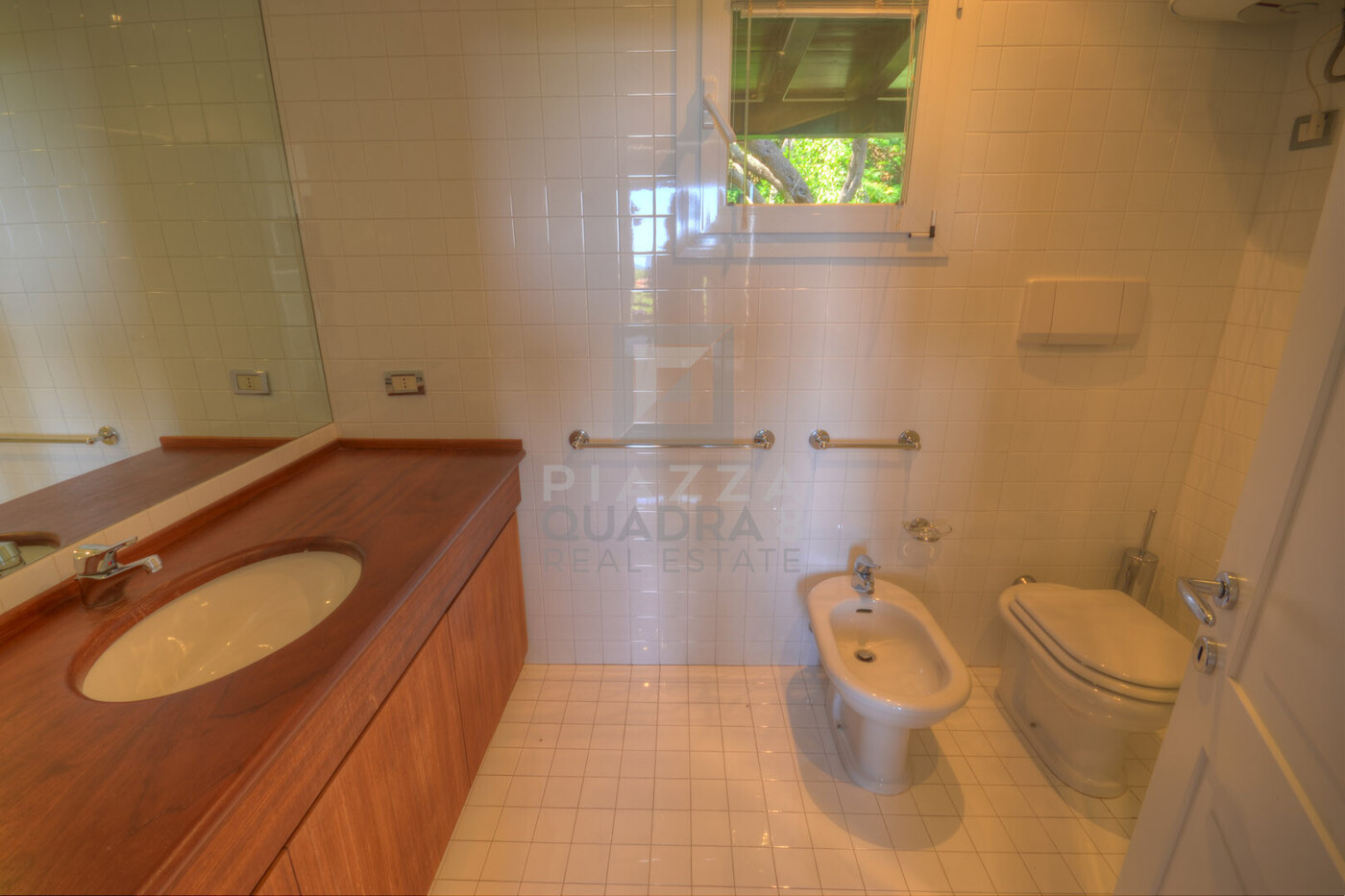 Bagno 1 camera sopra