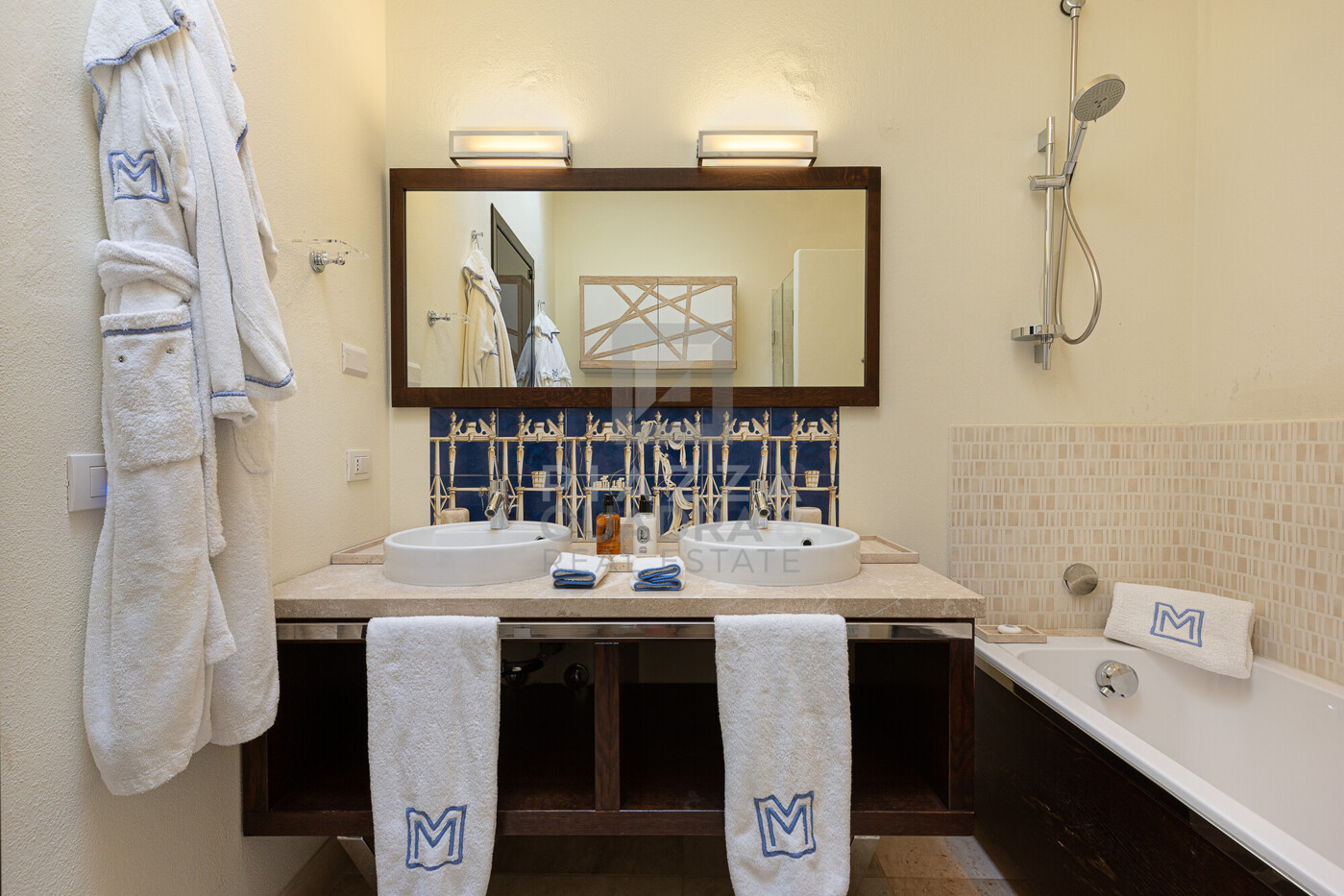 BATHROOM 3_4_HD-045