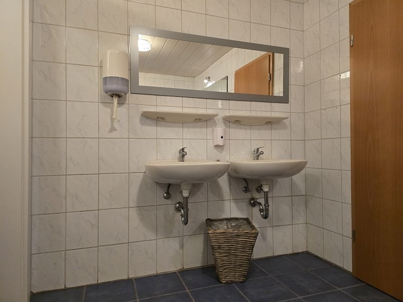 Damentoilette 2