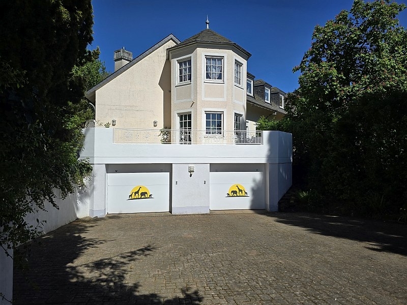 Zufahrt Garage