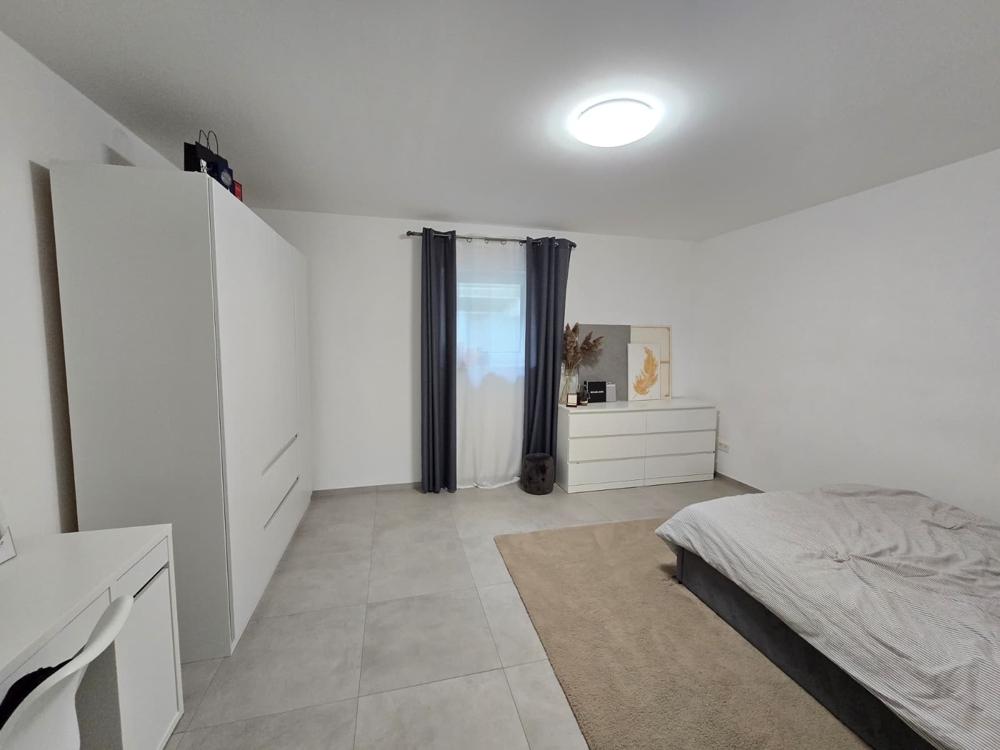Schlafzimmer Untergeschoss