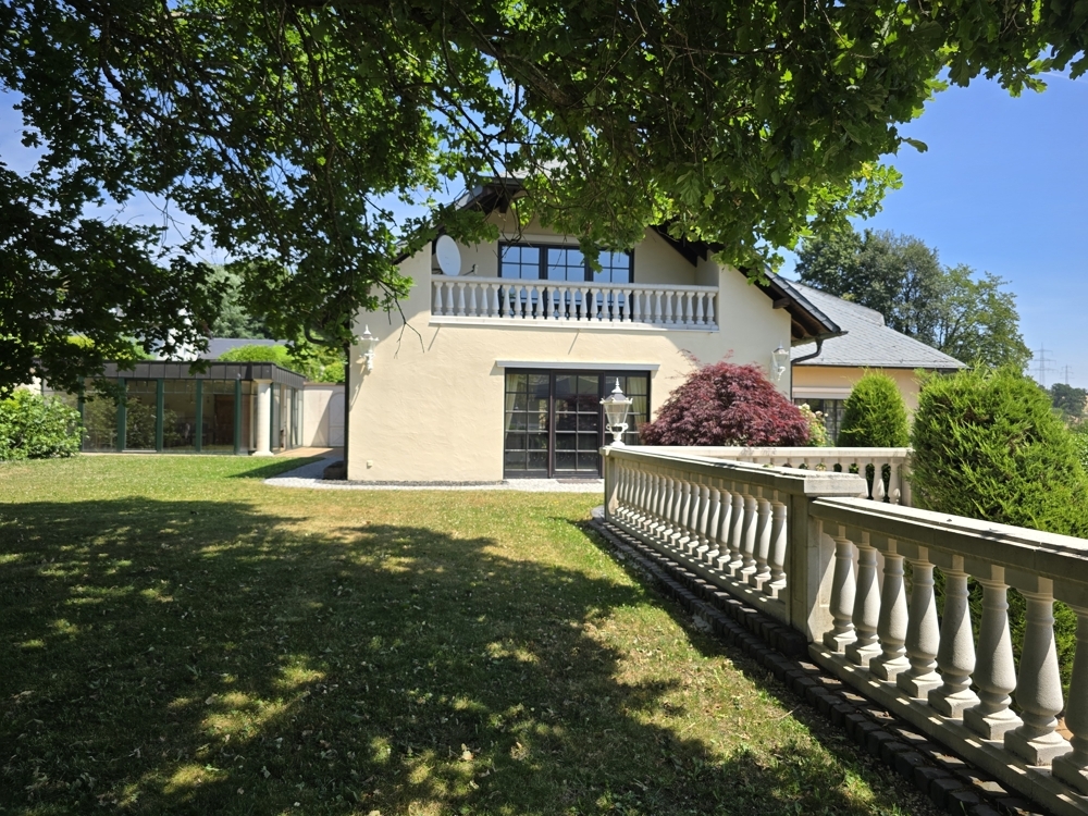 Blick zum Wintergarten