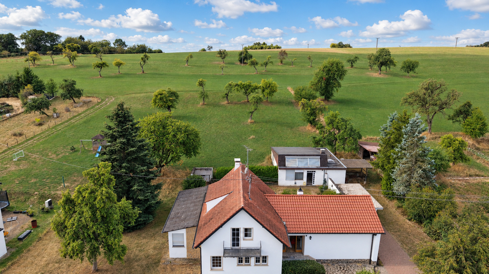 Fernsicht hinter dem Wohnhaus